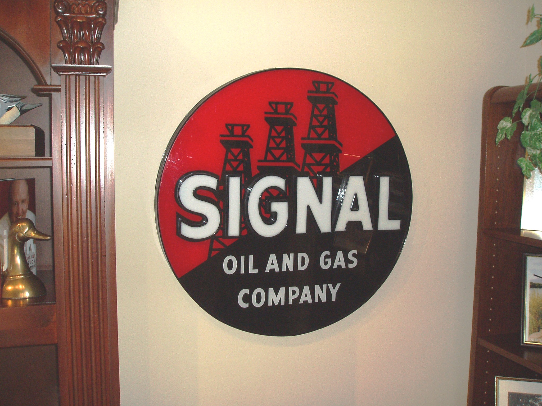Vintage Signal Oil and Gas Headquarters Sign Houston, Texas eBay